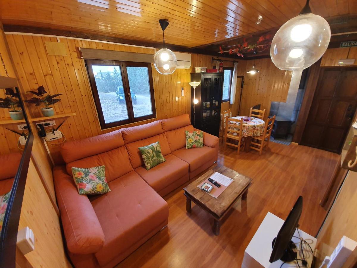 Buenache de la Sierra Casa Rural La Canadiense Log Cabin旅馆 外观 照片