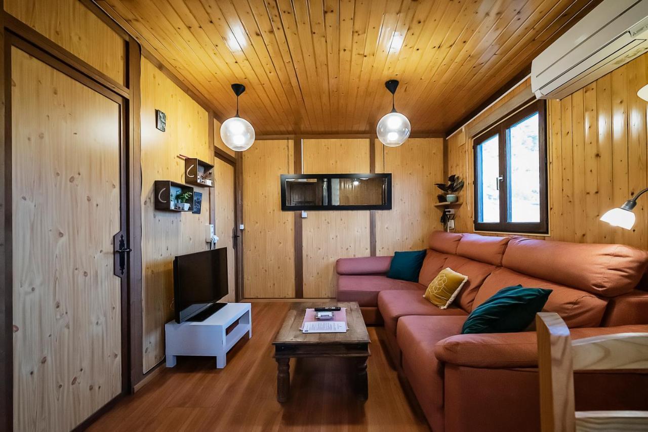 Buenache de la Sierra Casa Rural La Canadiense Log Cabin旅馆 外观 照片